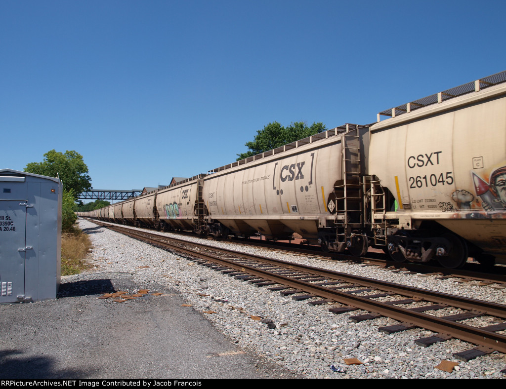 CSXT 261065